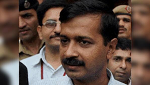 Bhushan, Kejriwal dare govt on 'smear campaign'