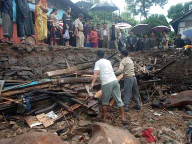 Quake damaged Rs 1 lakh crore property: Sikkim CM Quake damaged Rs 1 lakh crore property: Sikkim CM