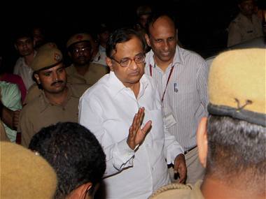 Delhi blast: It's India vs terror, not Congress vs BJP Delhi blast: It's India vs terror, not Congress vs BJP