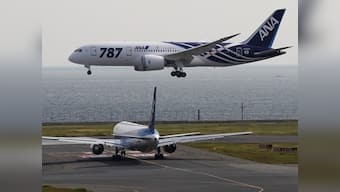 The wait is over, first Boeing 787 touches base in Japan