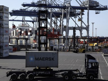 S&P, Fitch cut New Zealand rating, debt load a big pain S&P, Fitch cut New Zealand rating, debt load a big pain