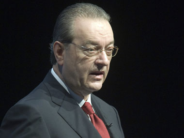 New UBS chief awaits markets' verdict New UBS chief awaits markets' verdict