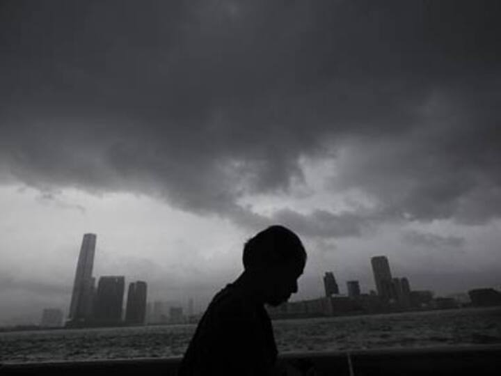 Typhoon arrives in China after hitting Philippines