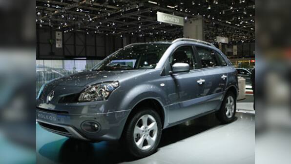 Renault in premium SUV race, Koleos debuts at Rs 23 lakh