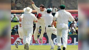 Lyon mauls Lanka batting