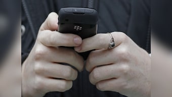 Saudi Arabia to remove all bans on internet phone calls from 21 September