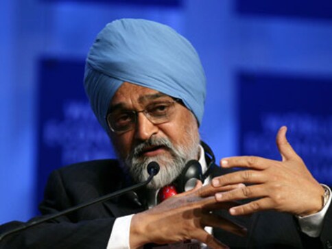 Montek urges China to open its market to Indian IT, pharma Montek urges China to open its market to Indian IT, pharma