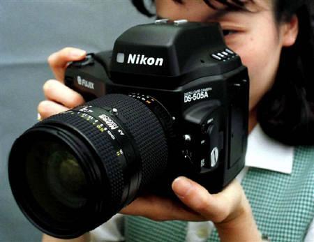 Nikon to foray into mirrorless digital camera market Nikon to foray into mirrorless digital camera market