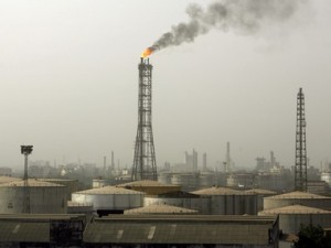 Fotune 500 list: IOC beats RIL as India's biggest company Fotune 500 list: IOC beats RIL as India's biggest company