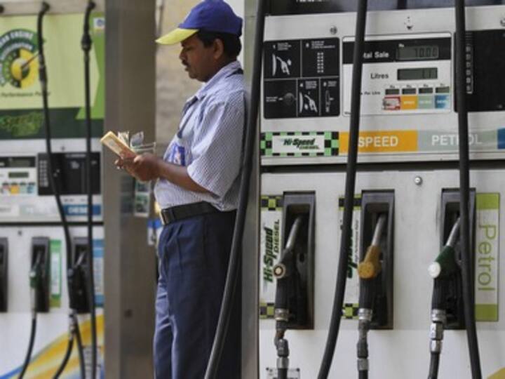 Euro zone fears grip brent crude, pull it down to $104