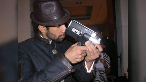 Male models: Motion, lights and half naked bodies