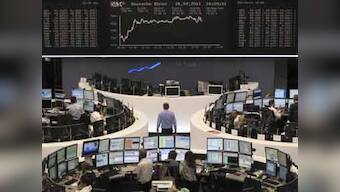 Asia stocks, euro slide after Italy downgrade