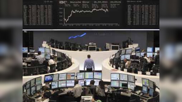 US stocks gain on Europe, Accenture rises