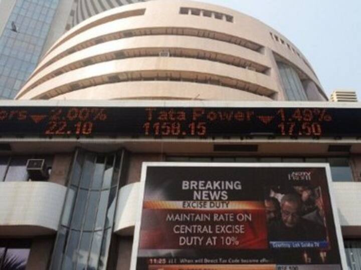 Sensex 313 points up in opening trade