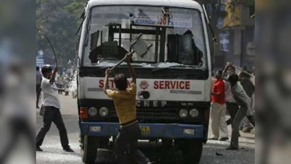 Telangana tug-of-war stops Hyderabad's day-to-day life 