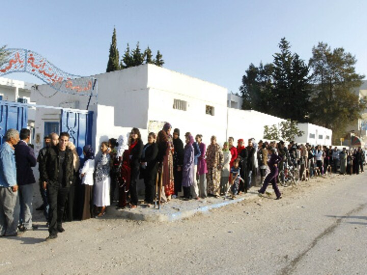 Tunisians begin voting in first "Arab Spring" vote