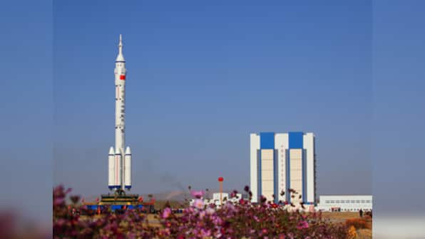 China to launch its second manned space mission next year