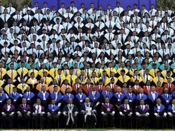 2011 could be worse than 2009 for IIMs as job offers drop