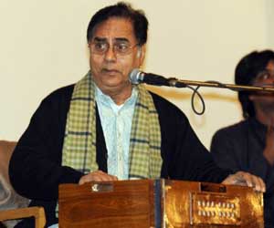 Ghazal king Jagjit Singh passes away Ghazal king Jagjit Singh passes away