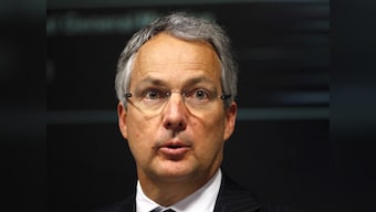 Julius Baer to take over Macquarie's Asia pvt wealth portfolio