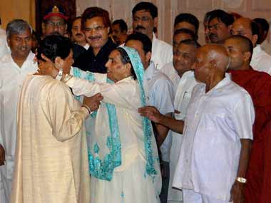 To split Dalit vote Cong may make Meira PM before UP poll: Maya To split Dalit vote Cong may make Meira PM before UP poll: Maya