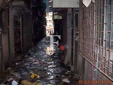 Mumbai SRA scam: Top babu 'gifted' Rs 640 cr to builders Mumbai SRA scam: Top babu 'gifted' Rs 640 cr to builders