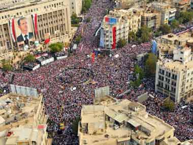 Clashes between Syrian troops, defectors kills 13 Clashes between Syrian troops, defectors kills 13