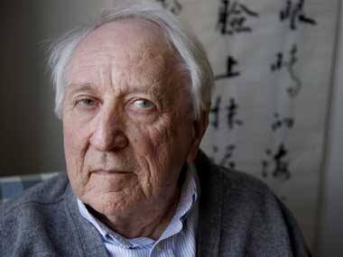 Swedish poet Tomas Transtromer wins Nobel prize for Literature