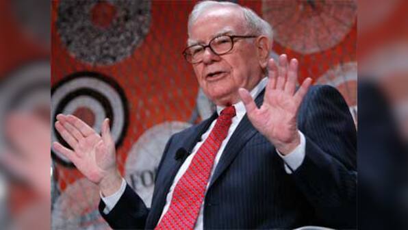 Not worried by BofA share fall: Buffett 