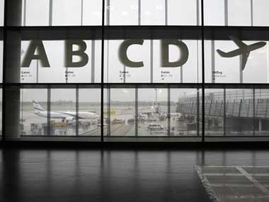 GVK buys addl stake in Bangalore Int'l Airport for Rs 614 cr GVK buys addl stake in Bangalore Int'l Airport for Rs 614 cr