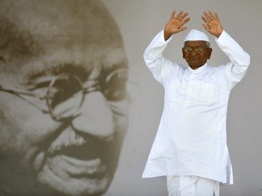 Only core committee will decide on issues: Hazare Only core committee will decide on issues: Hazare
