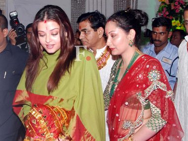 Debating Aishwarya's baby bump: Yummy mummy vs Bharatiya naari Debating Aishwarya's baby bump: Yummy mummy vs Bharatiya naari