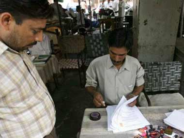 Govt accepts GoM recommendations on corrupt babus Govt accepts GoM recommendations on corrupt babus