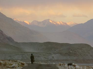 Direct linkage between Delhi-Beijing over boundary issue Direct linkage between Delhi-Beijing over boundary issue