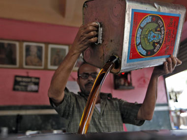 India's jugaad economy keeps chugging along - somehow India's jugaad economy keeps chugging along - somehow