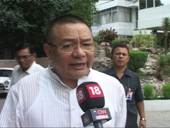 Arunachal Pradesh CM Jarbom Gamlin steps down