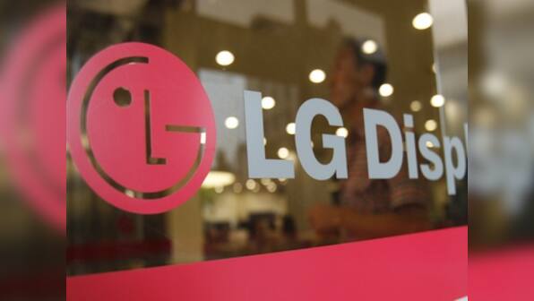 LG Elec launches 4G phone, as mobile unit continues to struggle