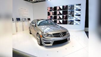 Should auto companies make fuel free with cars?