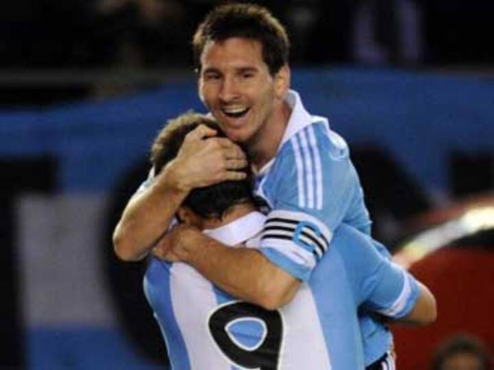 Messi, hat-trick star Higuain steer Argentina to 4-1 win over Chile