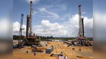 Oil rises in Asia ahead of Eurozone meet