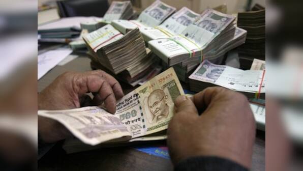 Rupee posts biggest single session fall in 3 weeks