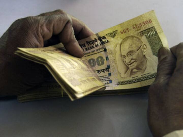 Rate-sensitive stocks tumble on RBI policy, banks biggest losers Rate-sensitive stocks tumble on RBI policy, banks biggest losers