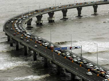 New rich eye SoBo homes; Bandra gets pre-paid taxi stand New rich eye SoBo homes; Bandra gets pre-paid taxi stand