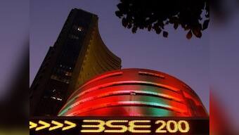 Turbulent Sensex ends at 20-month low; SBI rattles bank stocks