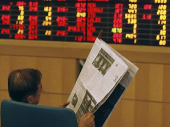 Why Sensex, S&P are driving both bulls and bears crazy