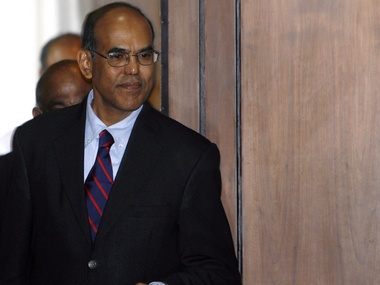 Subbarao blinks in growth vs inflation debate with finmin Subbarao blinks in growth vs inflation debate with finmin