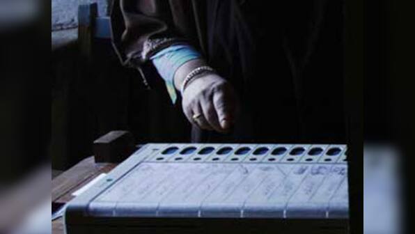 In four by-poll results, Congress foresees bye-bye threat in 2014