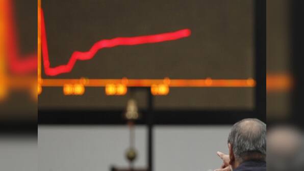 Wall St ends worst quarter since 2008 meltdown 