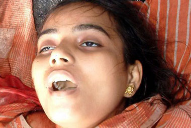 Ishrat Jahan case: Setback for Modi, 14 accused cops to be charged for murder Ishrat Jahan case: Setback for Modi, 14 accused cops to be charged for murder