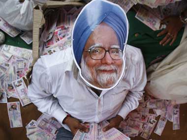 Govt is ruining your savings, and the RBI shouldn't let it Govt is ruining your savings, and the RBI shouldn't let it